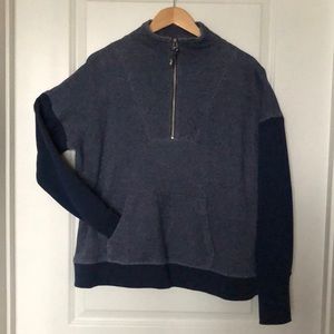 **SOLD***Women’s Vineyard Vines 1/4 zip pullover